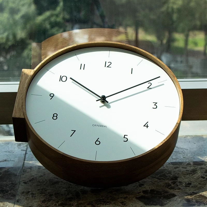Japanische Doppelwanduhr aus M – Japanese Luxury Lifestyle Bewertung und Preis