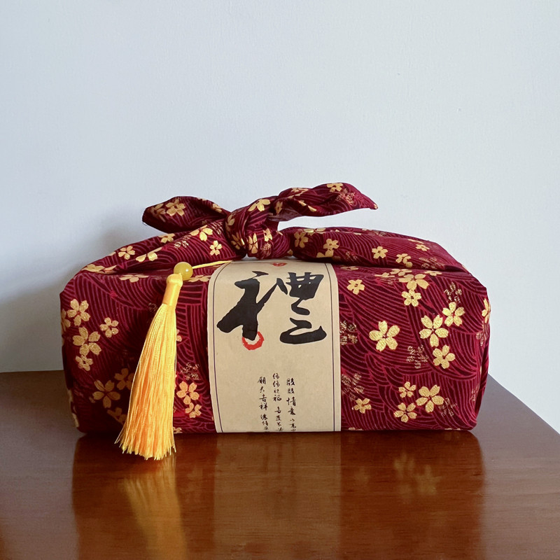 Taschentuch im japanischen Sti – Furoshiki Bewertung und Preis